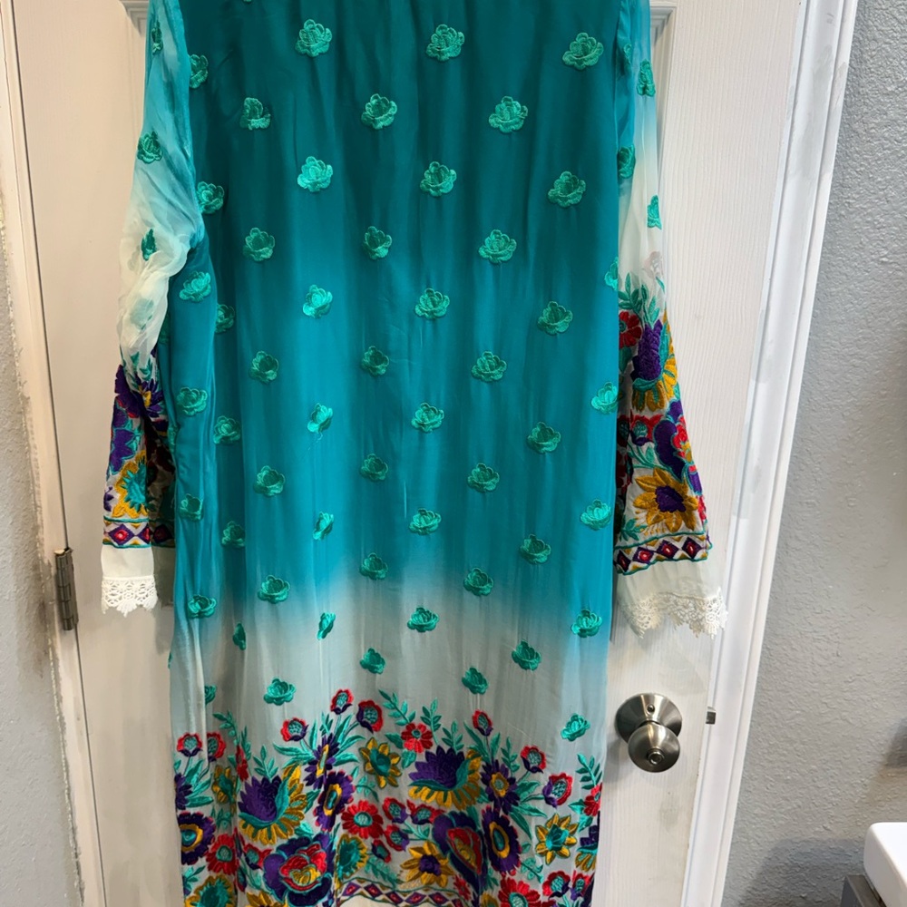Indian Punjabi summer georgette Teal Embroidered Floral Kurta with tights - Picture 6 of 10